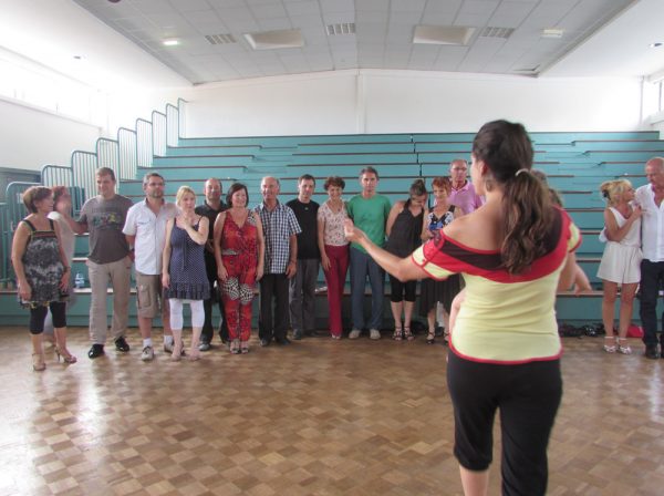 clases grupales de tango irun